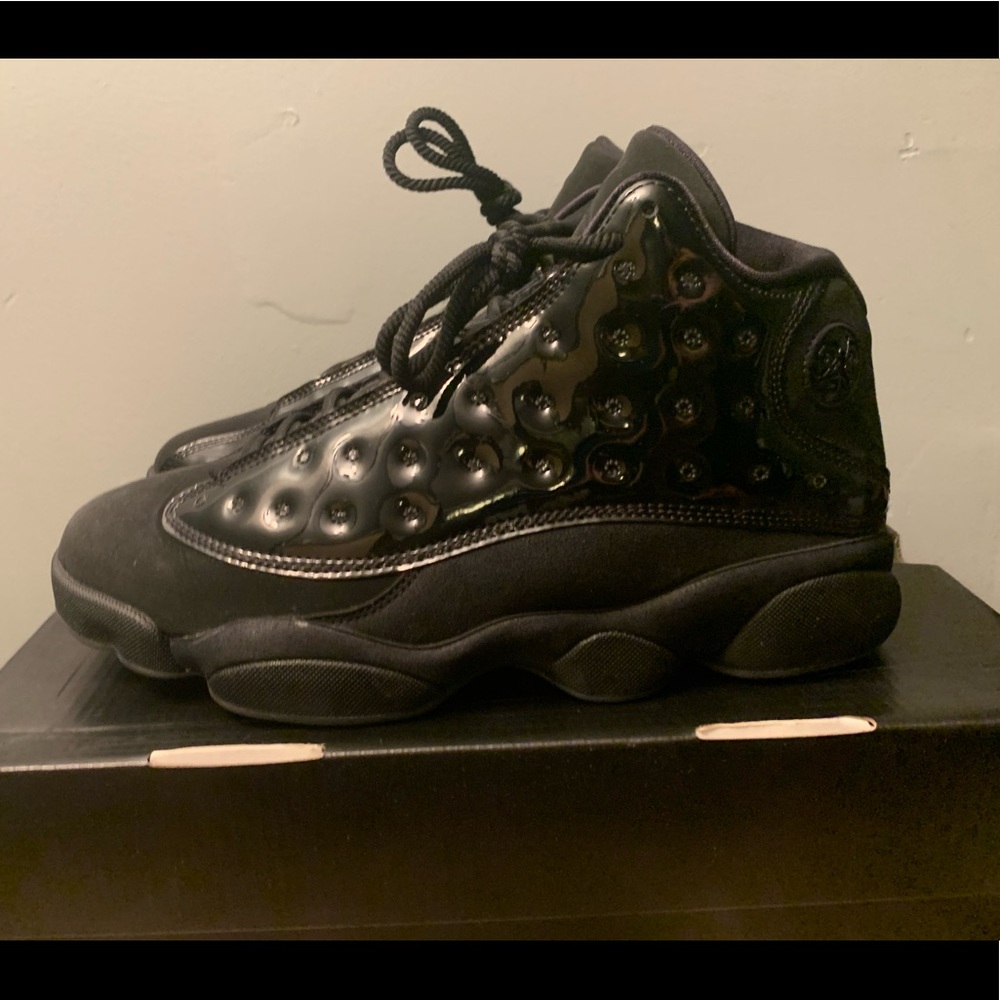 Jordan 13 “Cap And Gown”